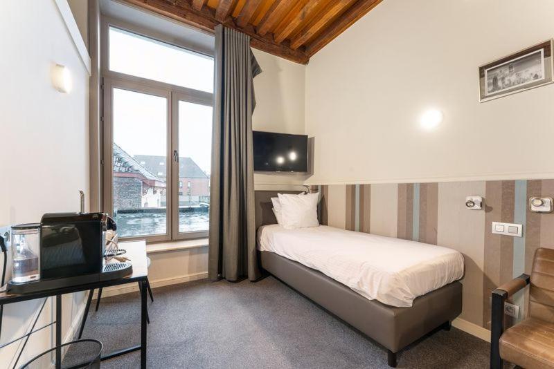 Hotel Karel De Stoute Брюгге Екстер'єр фото